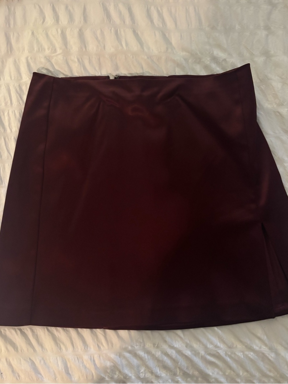Aritzia Sunday Best Tatiana Skirt | Maroon Miniskirt, Stretch Satin